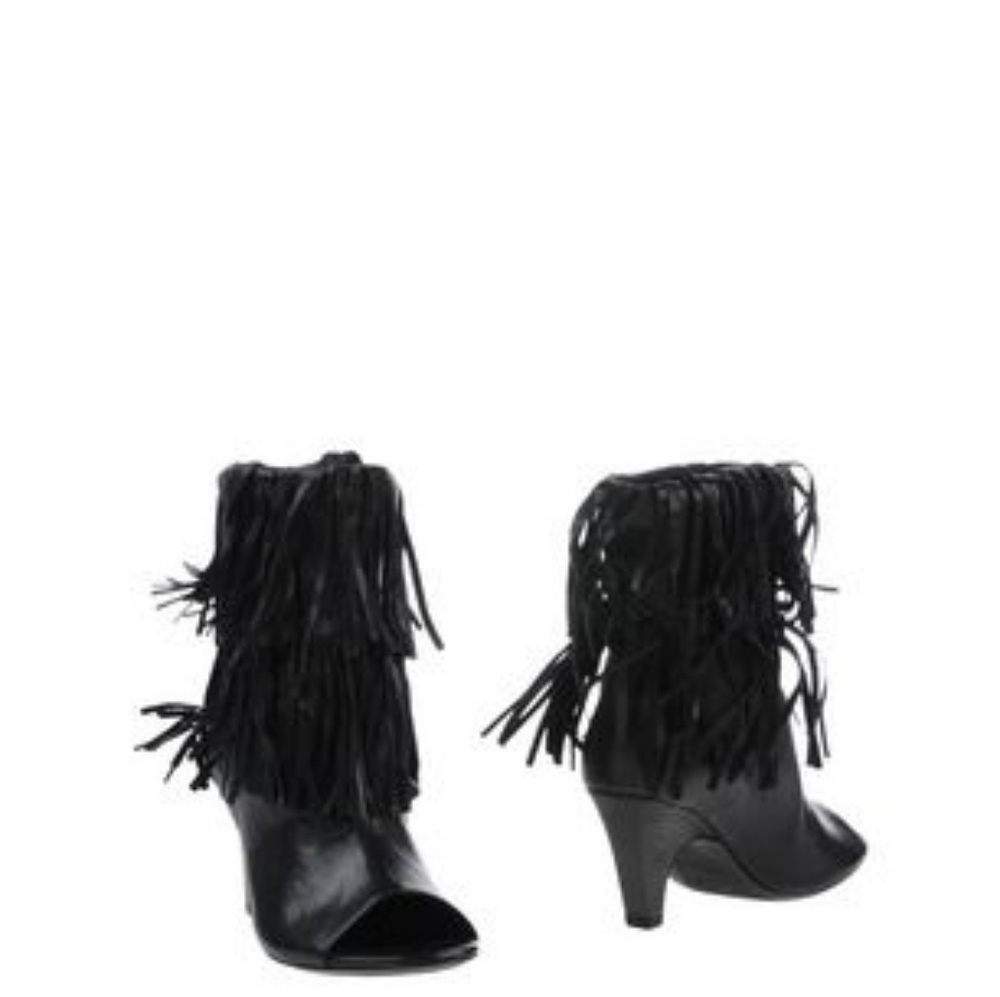 VIC ankle boots